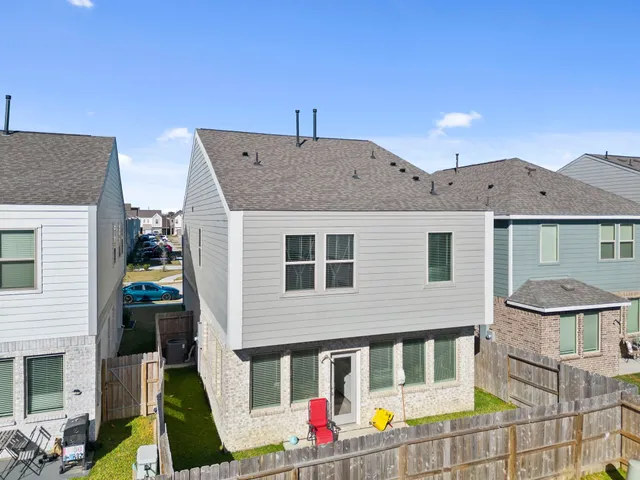 $2,000 | 17210 Pentland Hls Way, Hockley, TX 77447