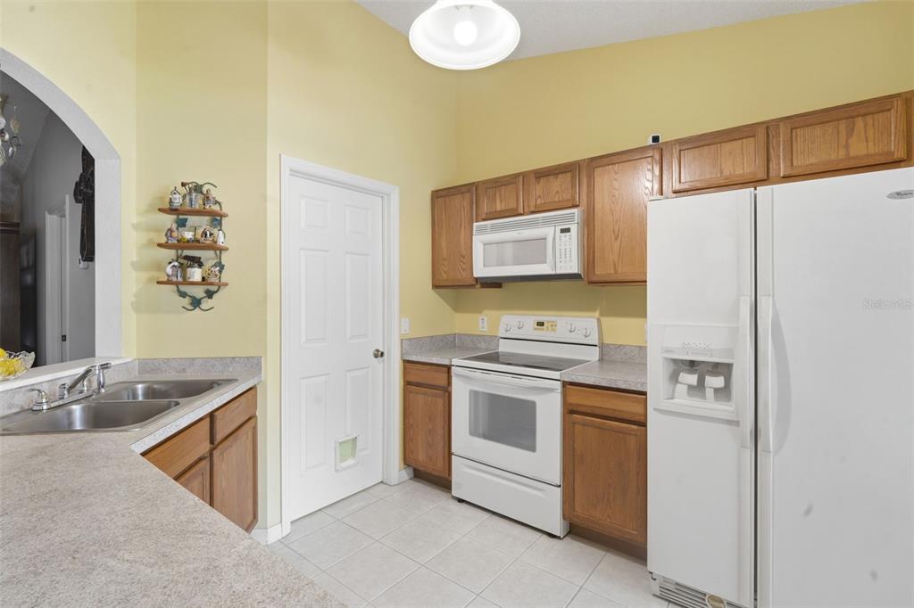 812 Benton Lake Drive South DeLand, FL 32724 - Photo 14 of 56 Gallery Image 14
