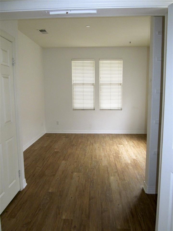 515 Poets Square Fallbrook, CA 92028 - Photo 11 of 14