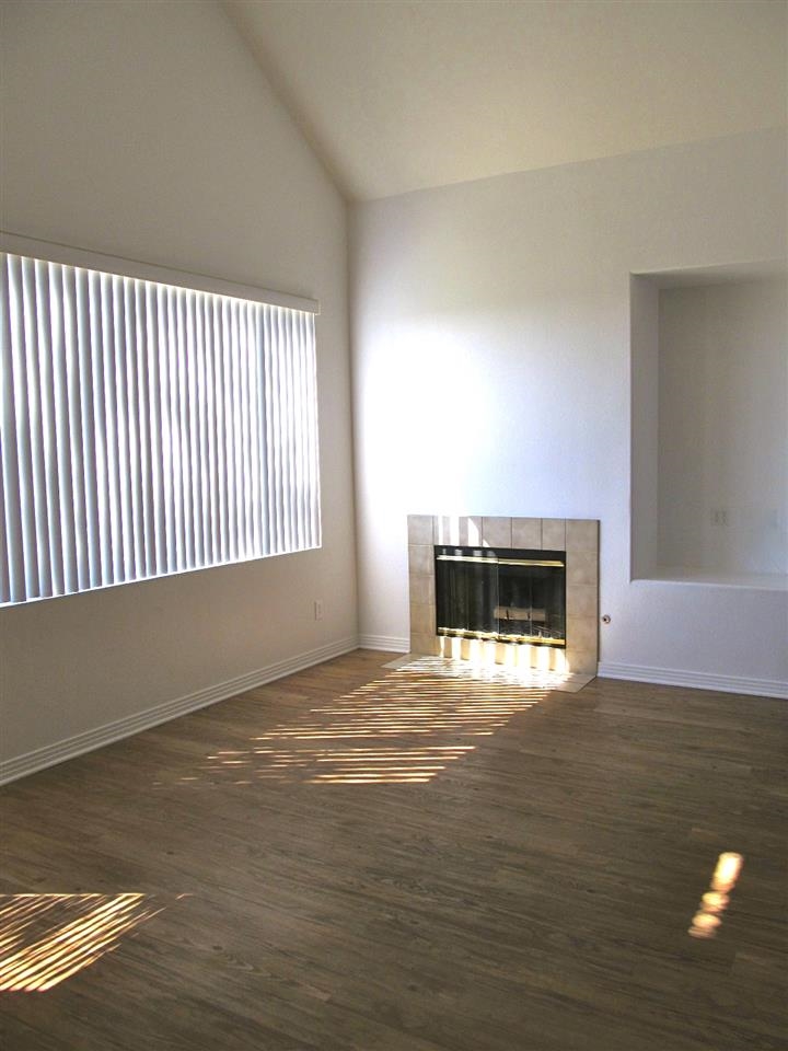 515 Poets Square Fallbrook, CA 92028 - Photo 7 of 14