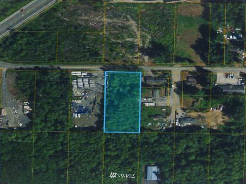 26 Center Road Everett, WA 98204 - Photo 1 of 12