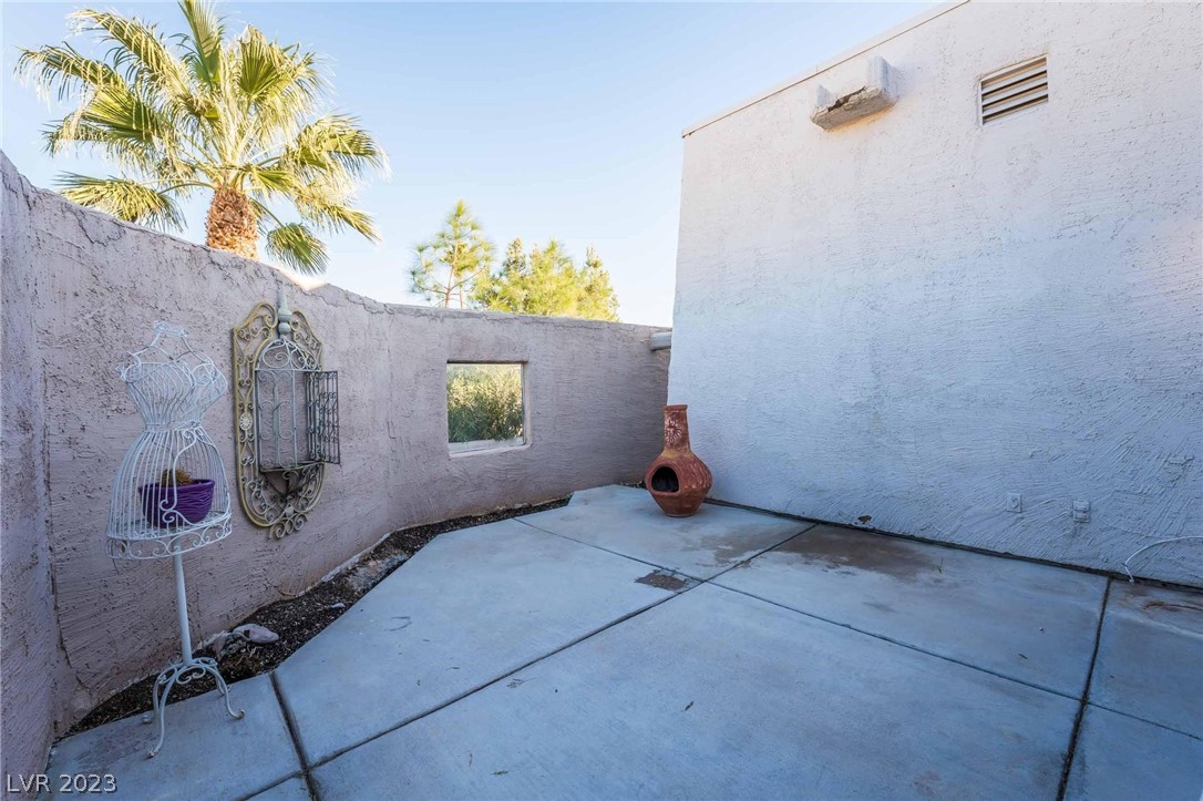 2105 South Cimarron Road Las Vegas, NV 89117 - Photo 48 of 51