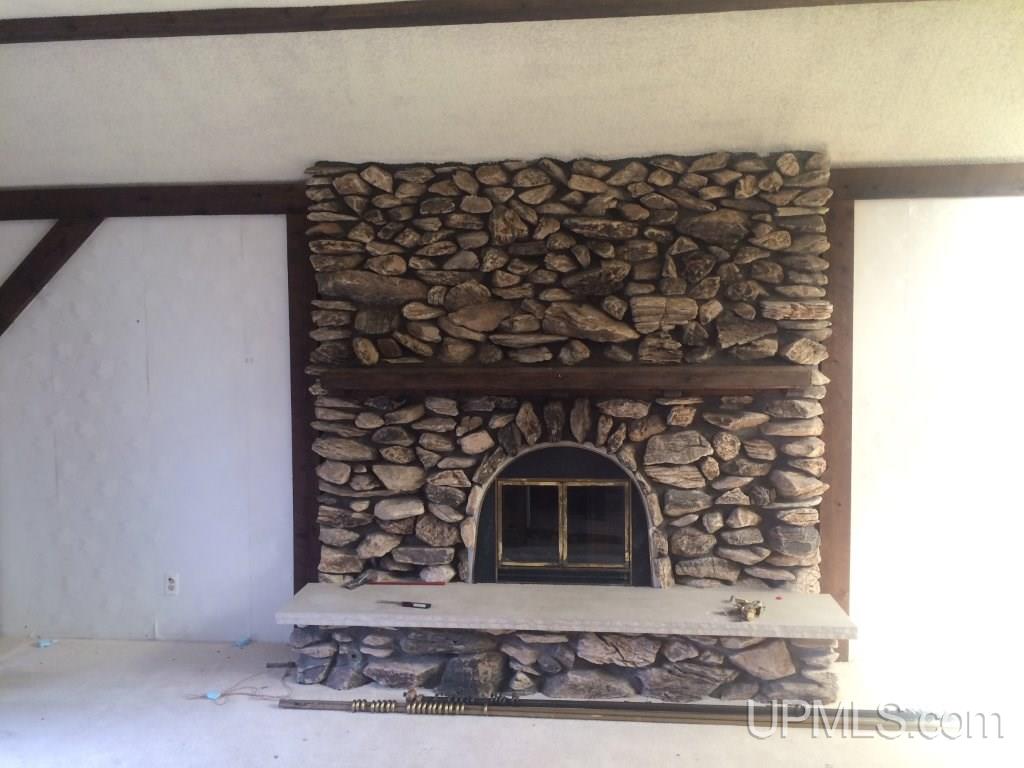 178 Sunset Shores Road Iron River, MI 49935 - Photo 15 of 31