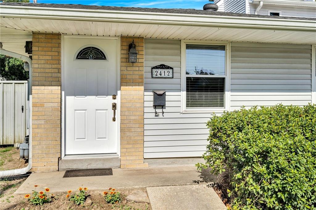 2412 Green Acres Road Metairie, LA 70003 - Photo 3 of 32