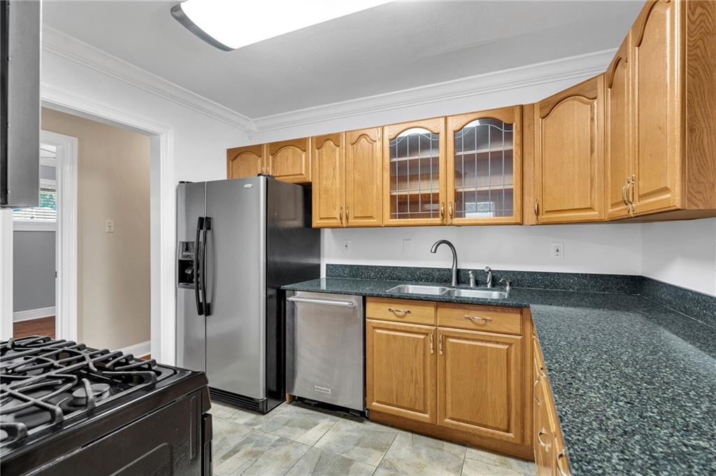 2412 Green Acres Road Metairie, LA 70003 - Photo 9 of 32