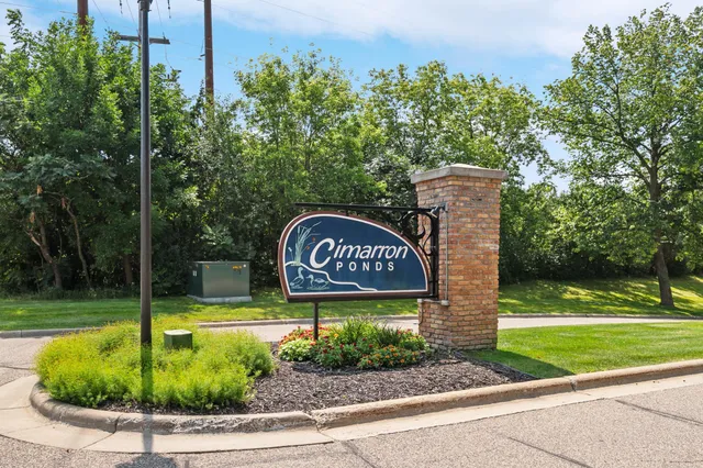 $369,900 | 1095 Weston Lane North, Plymouth, MN 55447