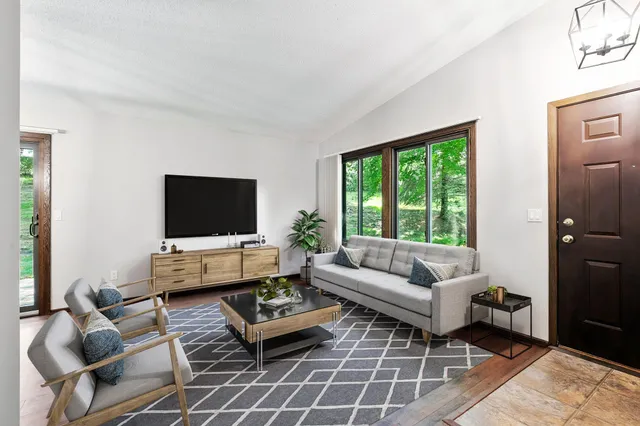 $369,900 | 1095 Weston Lane North, Plymouth, MN 55447