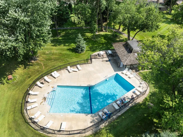 $369,900 | 1095 Weston Lane North, Plymouth, MN 55447