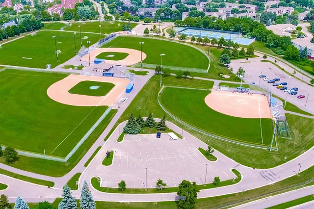 $369,900 | 1095 Weston Lane North, Plymouth, MN 55447