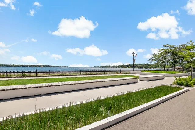 $369,900 | 1095 Weston Lane North, Plymouth, MN 55447