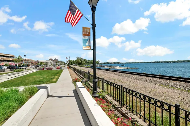 $369,900 | 1095 Weston Lane North, Plymouth, MN 55447