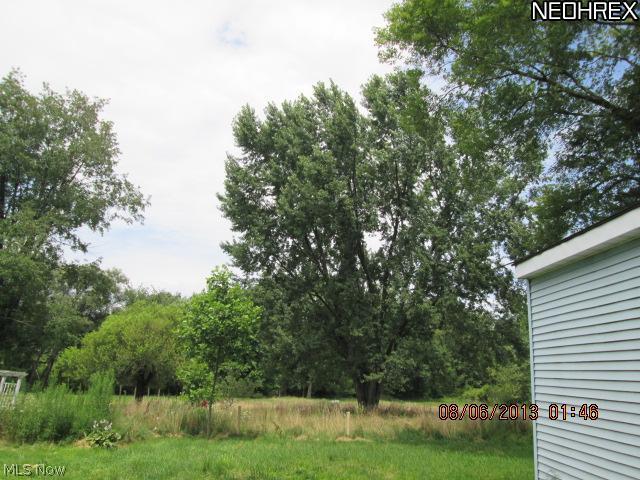 1115 Krumroy Road Akron, OH 44306 - Photo 23 of 25