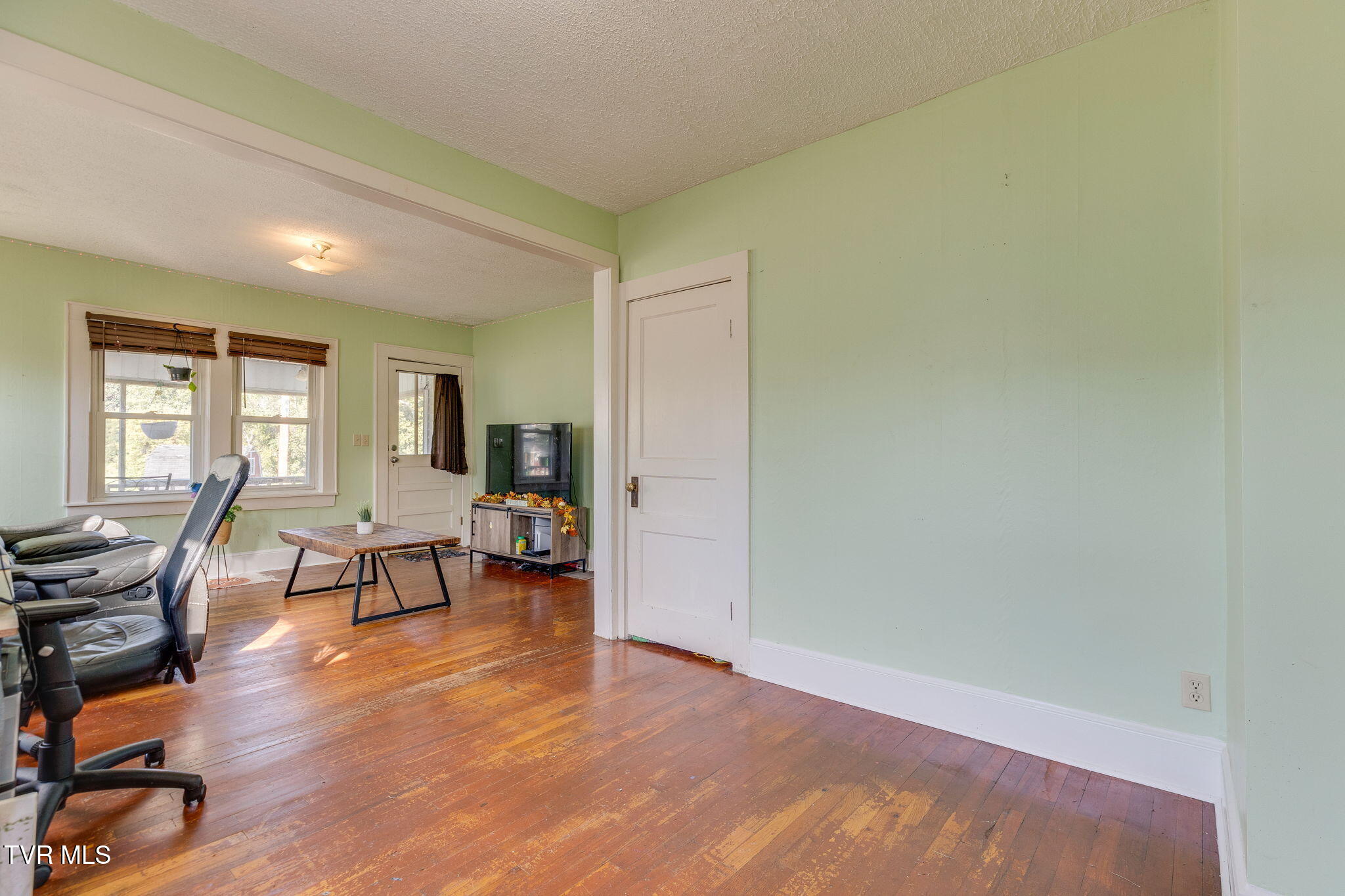 1415 Highway 93 Fall Branch, TN 37656 - Photo 11 of 23 011