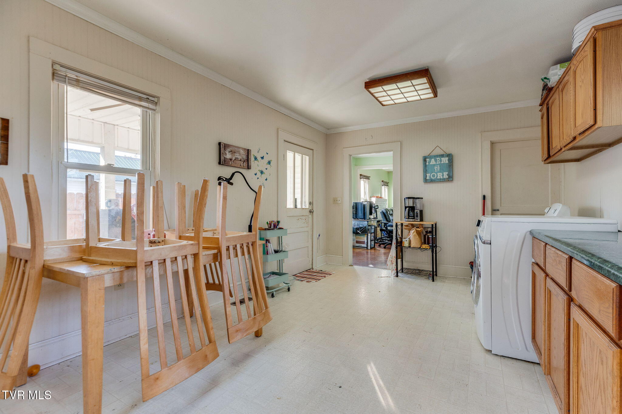 1415 Highway 93 Fall Branch, TN 37656 - Photo 14 of 23 014