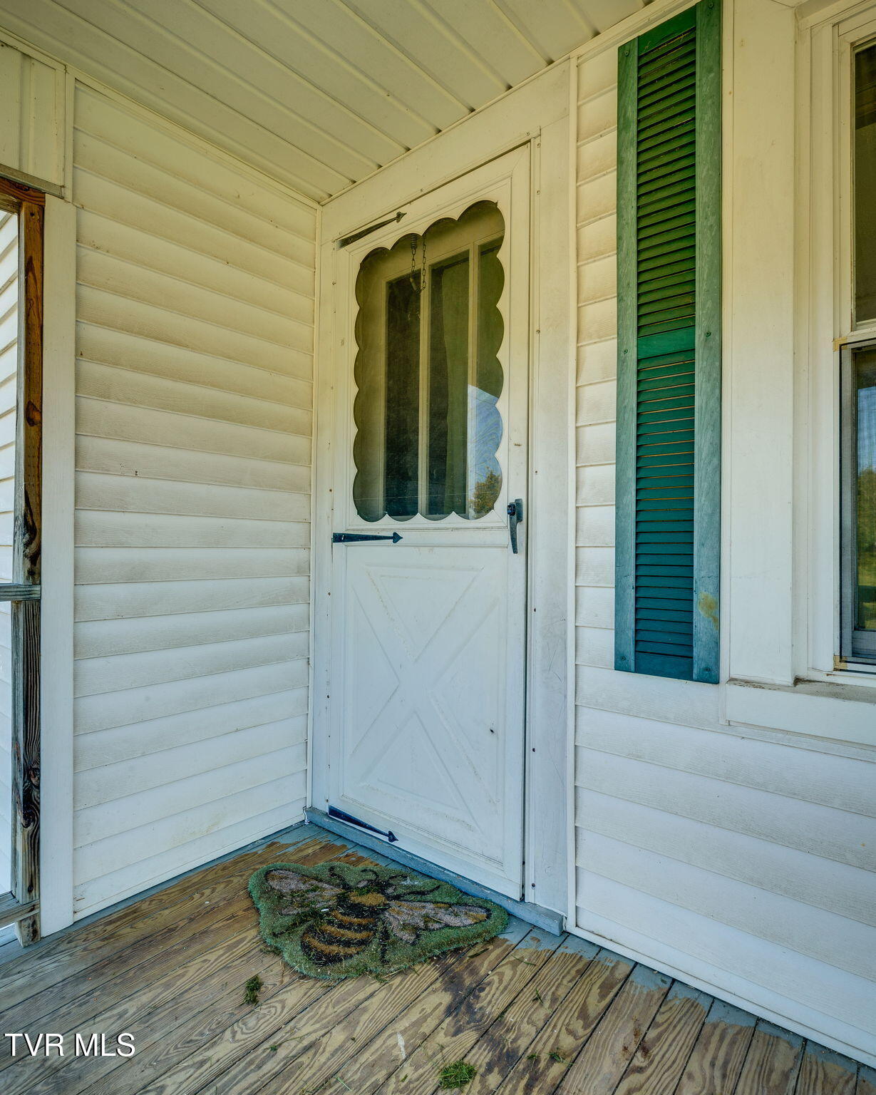 1415 Highway 93 Fall Branch, TN 37656 - Photo 5 of 23 005