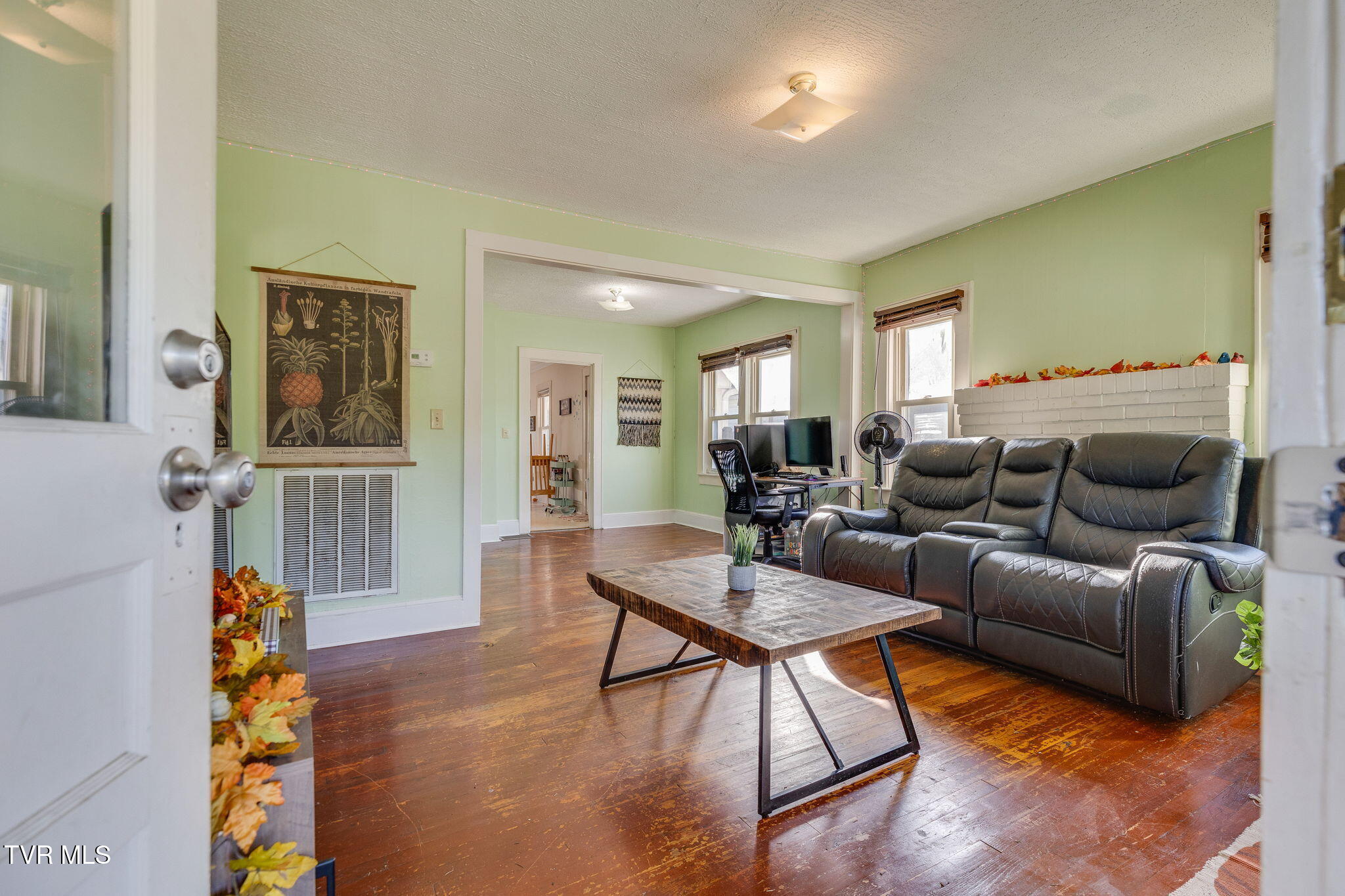 1415 Highway 93 Fall Branch, TN 37656 - Photo 6 of 23 006