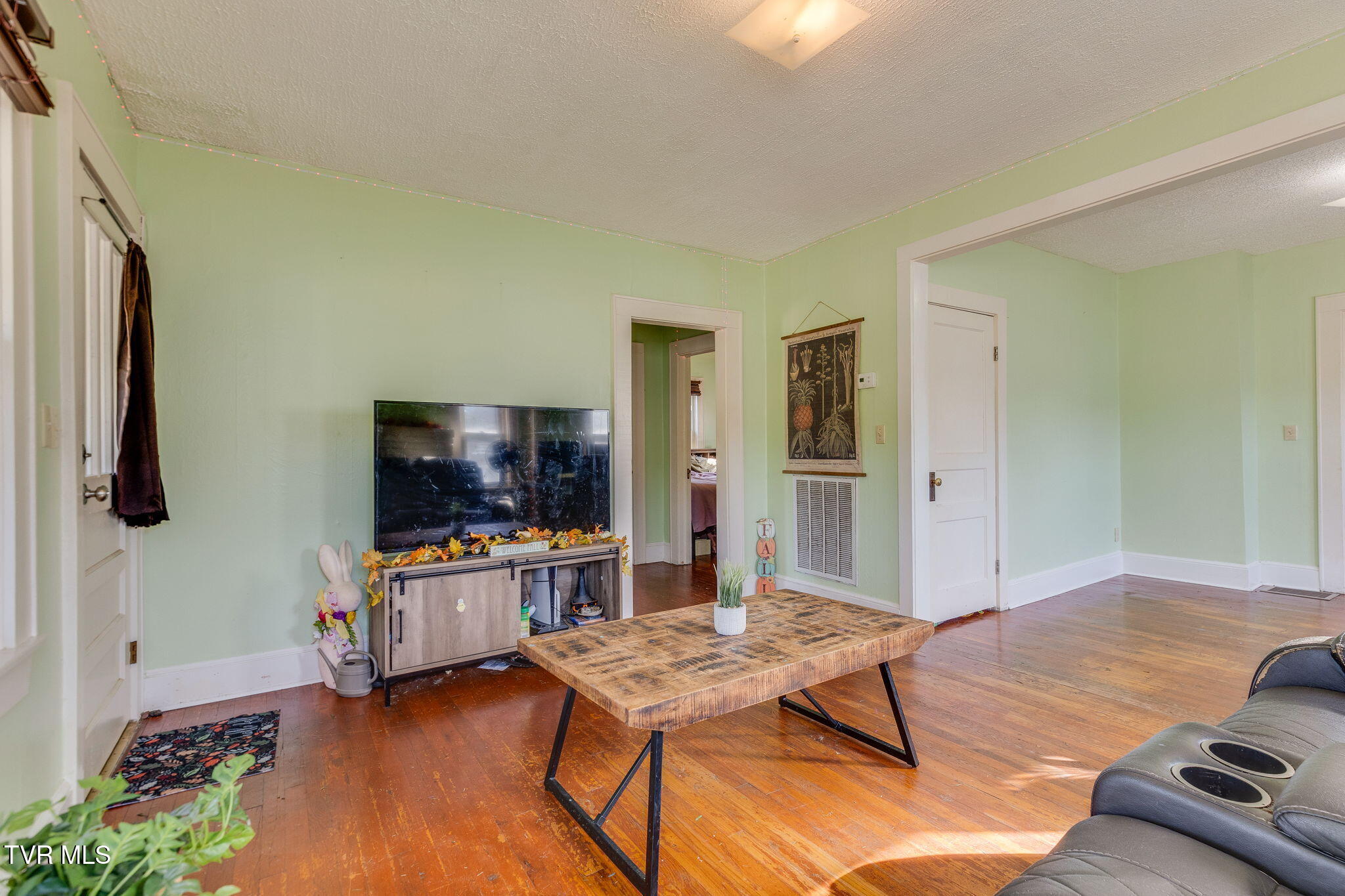 1415 Highway 93 Fall Branch, TN 37656 - Photo 8 of 23 008