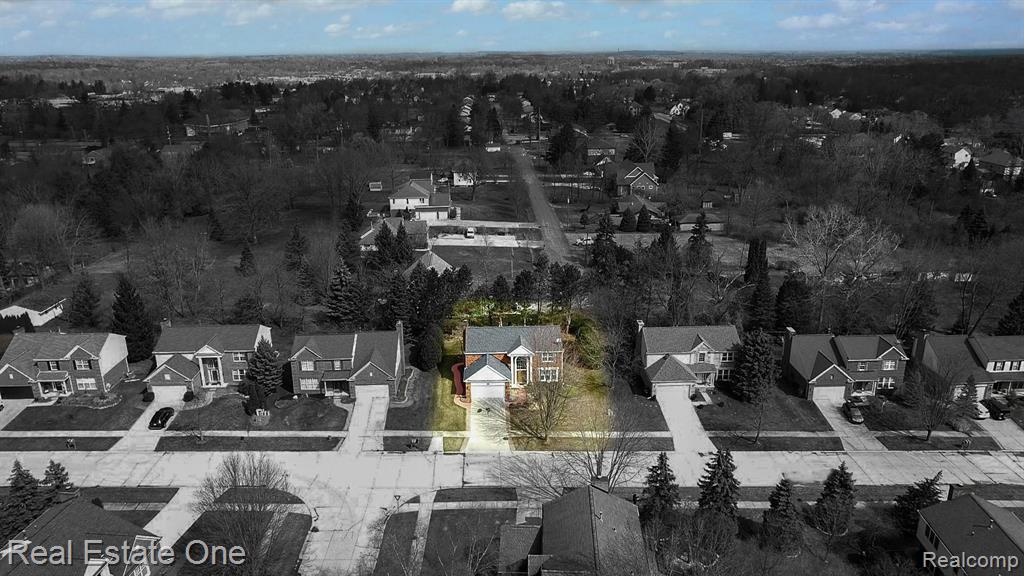 187 Saxon Court Rochester Hills, MI 48307 - Photo 41 of 47