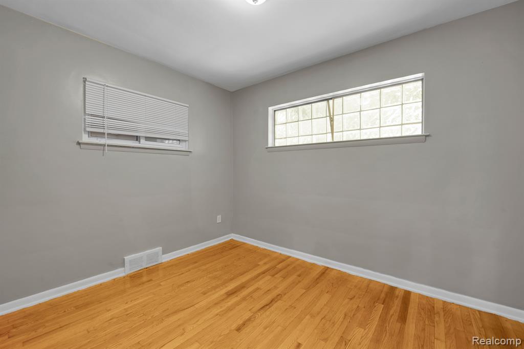 15760 Greenfield Road Detroit, MI 48227 - Photo 19 of 29