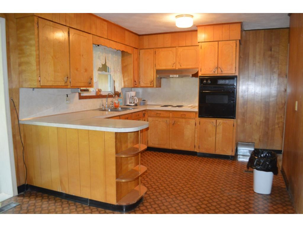 240 Shackleford Road Mosheim, TN 37818 - Photo 4 of 18 Nice eat in kitchen area