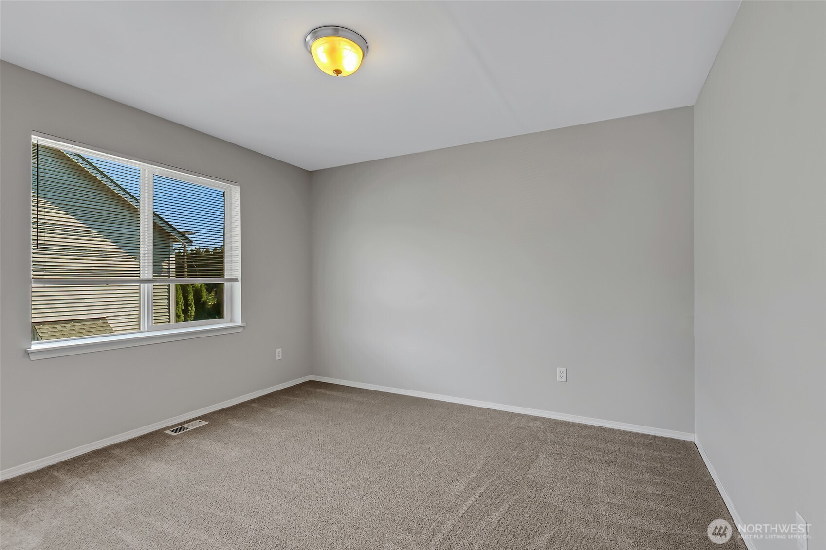 1401 Riddell Avenue Northeast Orting, WA 98360 - Photo 19 of 35