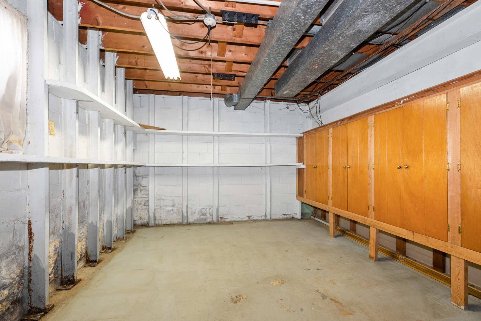 20009 East Brightway Road Mokena, IL 60448 - Photo 29 of 37 a view of an empty room
