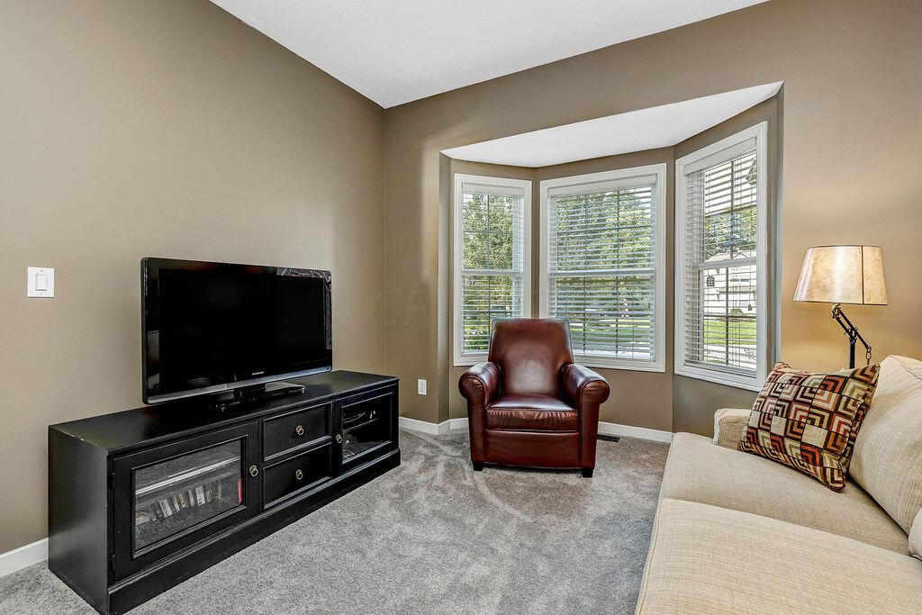 1008 Reece Ridge Drive Columbus, OH 43230 - Photo 8 of 98 Gallery Image 8
