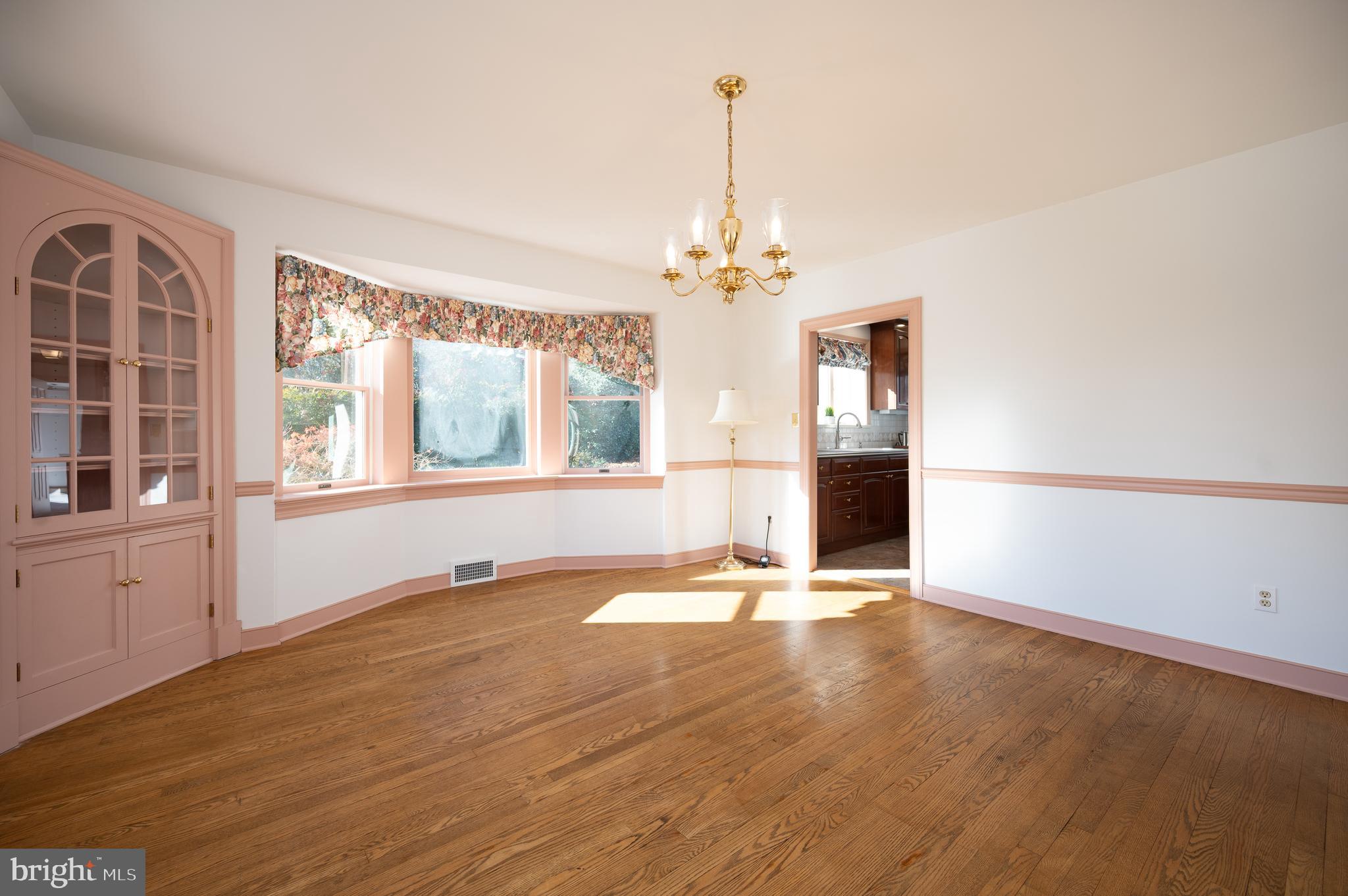 1507 Spring Lane Wilmington, DE 19809 - Photo 13 of 51 Dining room with access to the kitchen