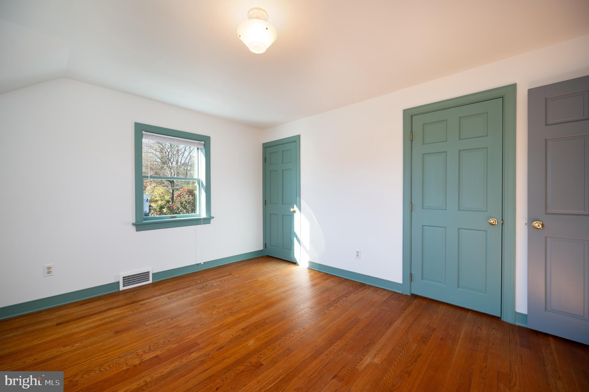 1507 Spring Lane Wilmington, DE 19809 - Photo 28 of 51 Bedroom 3