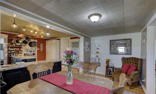 $254,000 | 3617 Southwest Center Road, Columbus, KS 66725