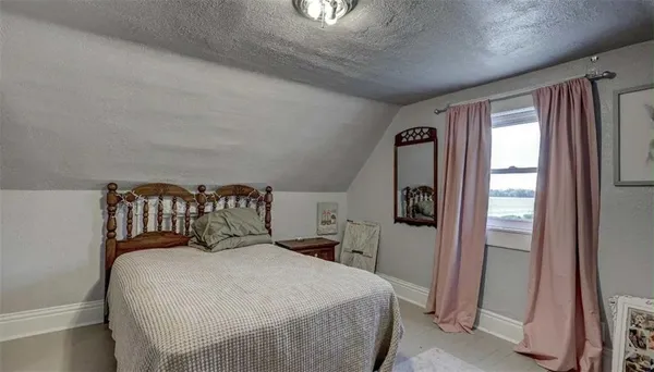 $254,000 | 3617 Southwest Center Road, Columbus, KS 66725