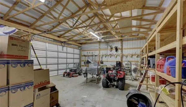 $254,000 | 3617 Southwest Center Road, Columbus, KS 66725