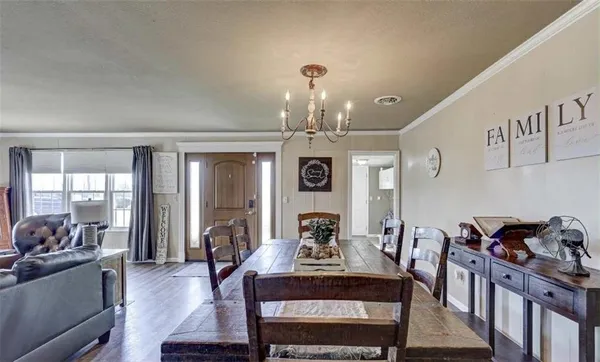 $254,000 | 3617 Southwest Center Road, Columbus, KS 66725