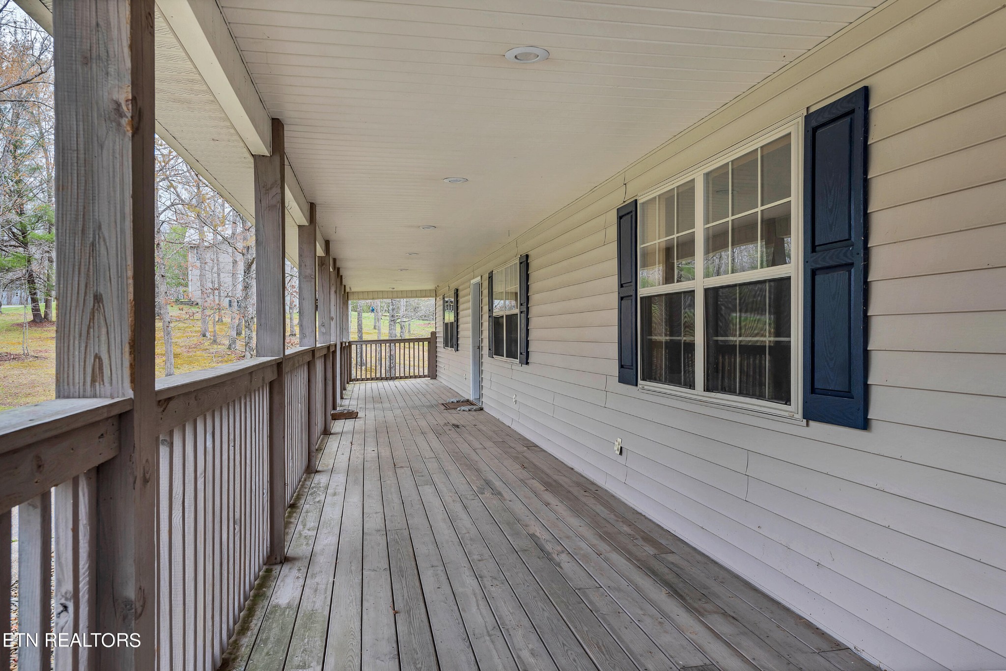 165 Colditz Oneida, TN 37841 - Photo 30 of 57 a view of a house with wooden floor