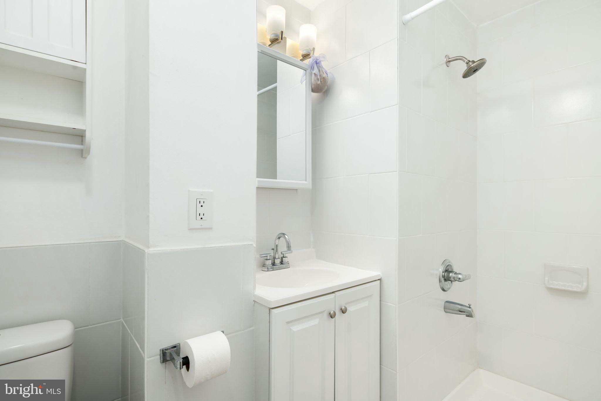 13 Rodney Road Bryn Mawr, PA 19010 - Photo 11 of 45 Full Bath w/Shower (Main Level)