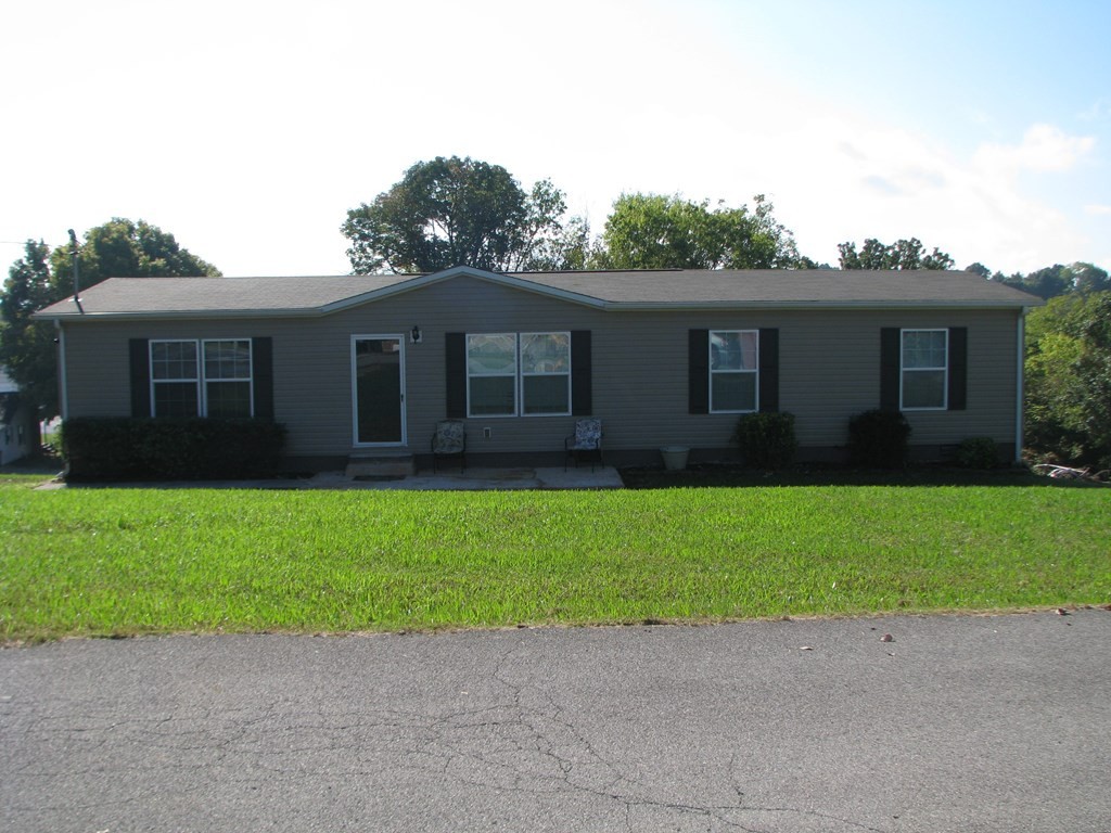 1315 Hilltop Road Dandridge, TN 37725 - Photo 3 of 26 Gallery Image 3
