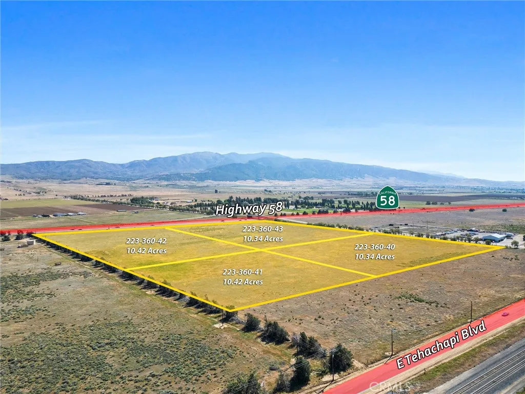 0 Stiekman Tehachapi, CA 93561 - Photo 2 of 5 a view of an outdoor space and mountains