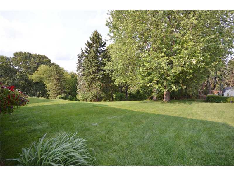 4887 East Willock Road Baldwin, PA 15227 - Photo 17 of 18 Yard/Garden.