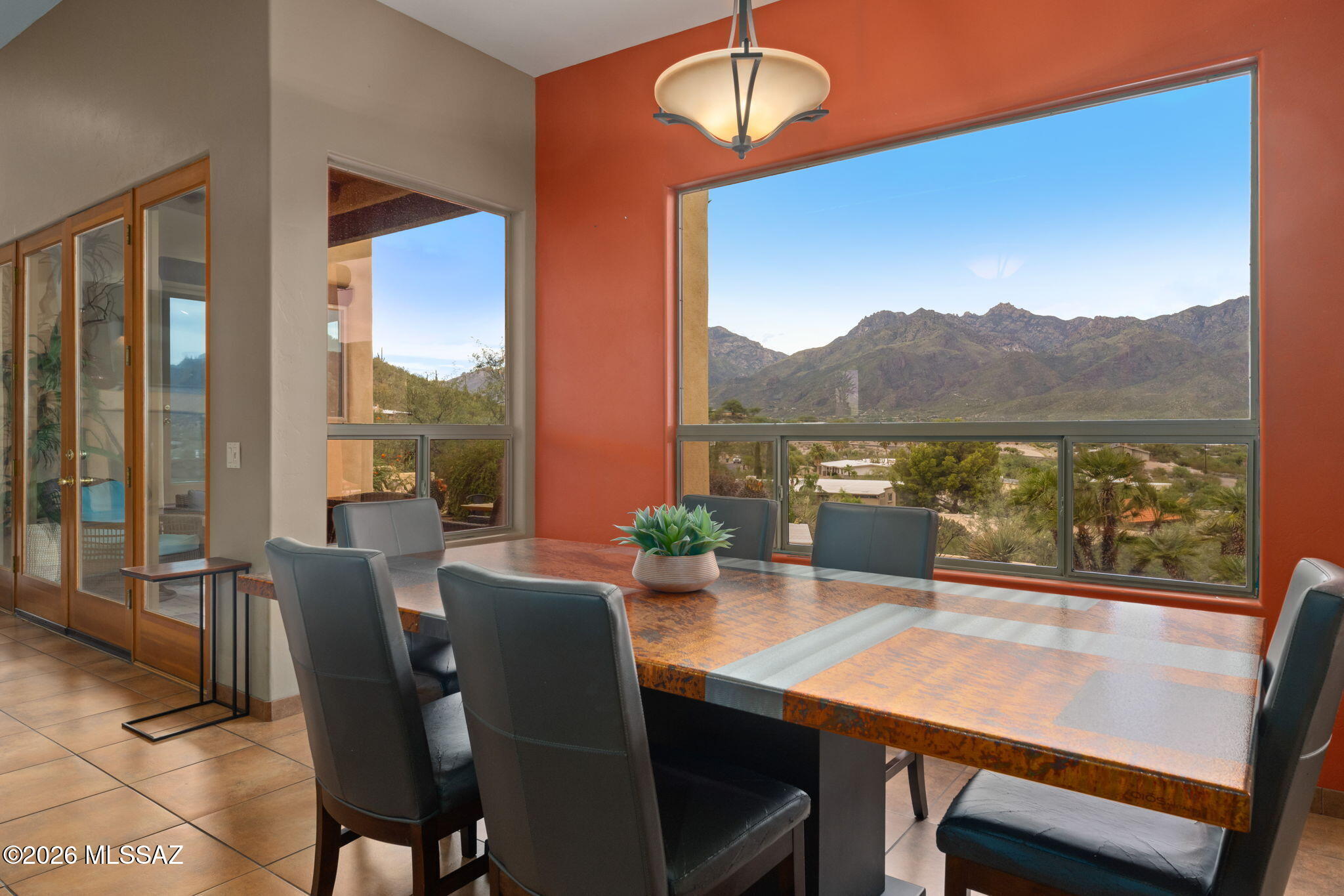 4612 North Rockcliff Road Tucson, AZ 85750 - Photo 9 of 34 Great views while eating
