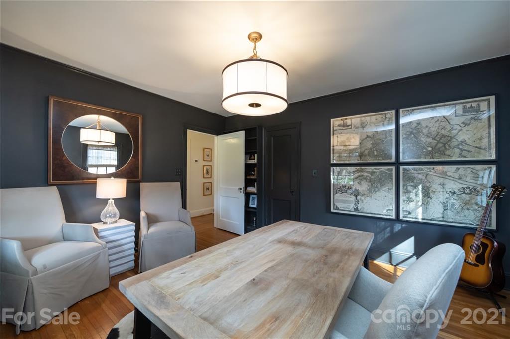 2901 Idlewood Circle Charlotte, NC 28209 - Photo 28 of 48 a living room with furniture and a large window