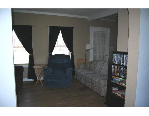 159 Hampshire Street Springfield, MA 01151 - Photo 4 of 9