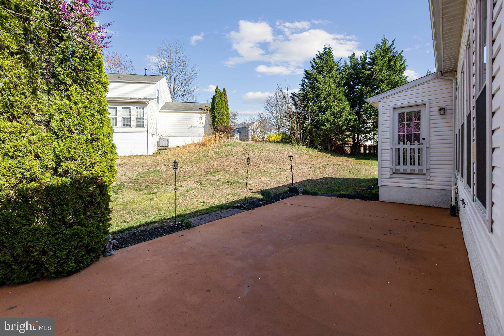 169 Basalt Drive Fredericksburg, VA 22406 - Photo 5 of 56