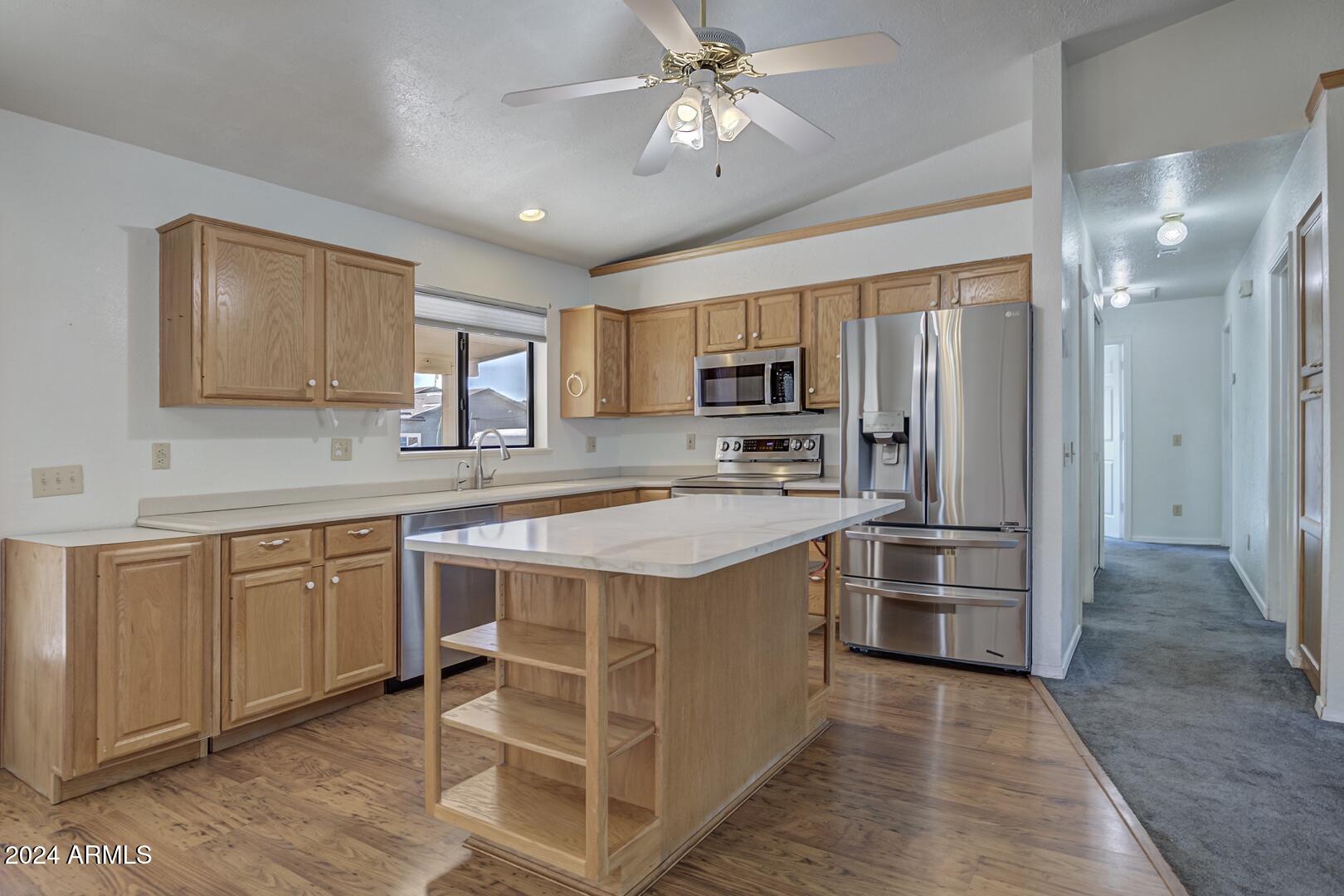 813 East Frontier Street Payson, AZ 85541 - Photo 11 of 37 Kitchen