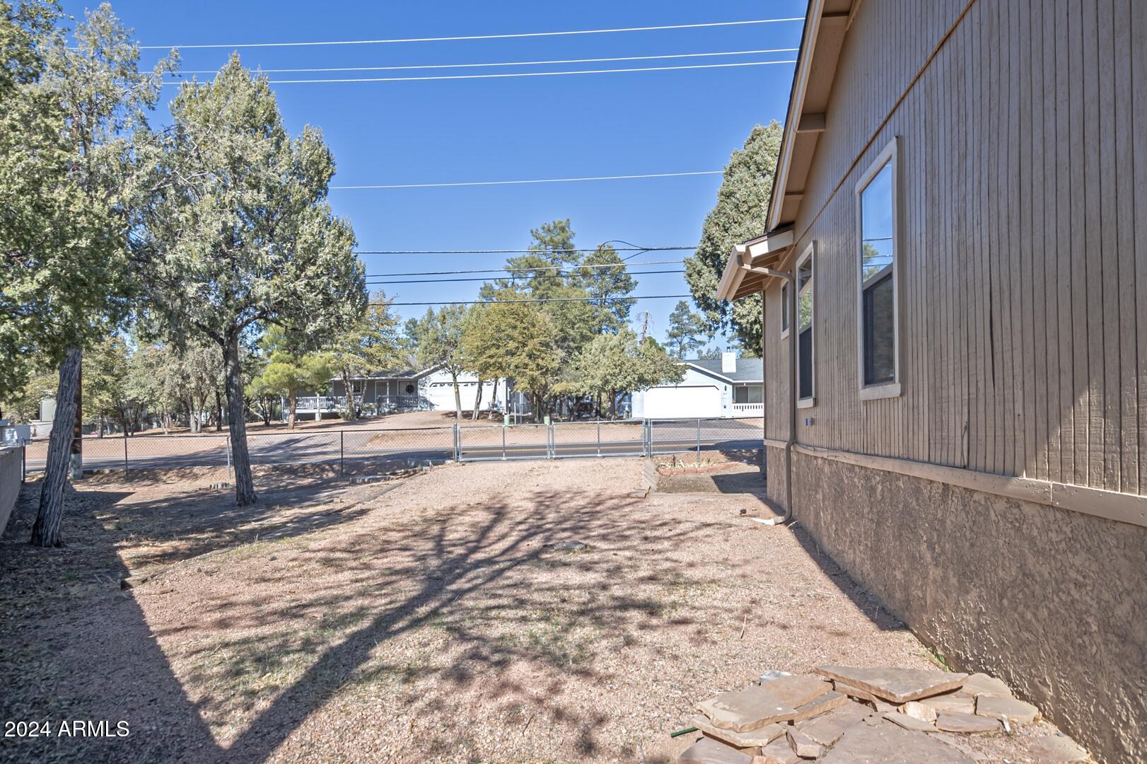 813 East Frontier Street Payson, AZ 85541 - Photo 26 of 37 RV Parking