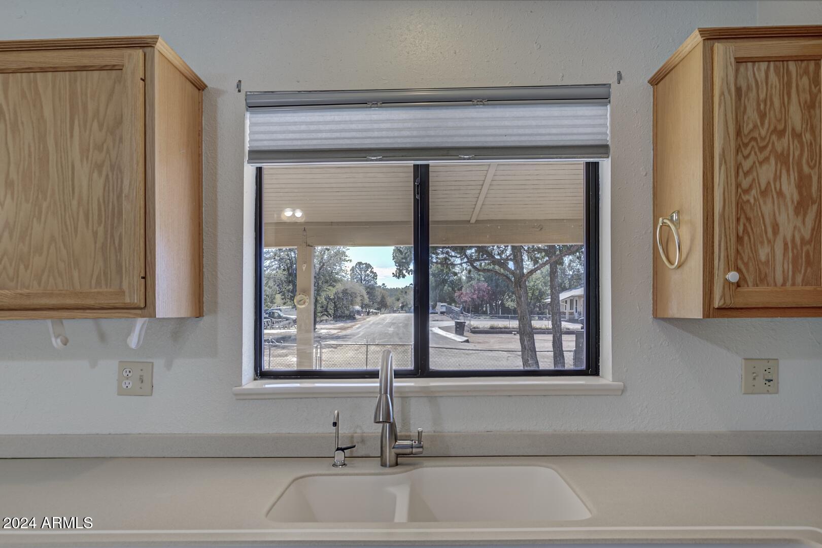 813 East Frontier Street Payson, AZ 85541 - Photo 8 of 37 Kitchen