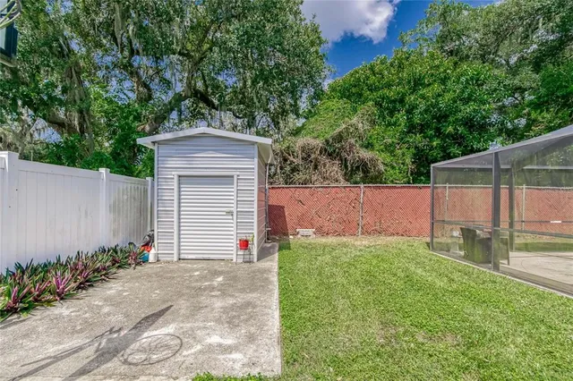 $385,000 | 207 Glendale Drive, Brandon, FL 33511