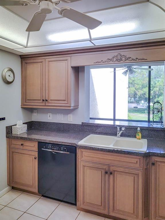 5018 Marsh Field Road, Unit 28 Sarasota, FL 34235 - Photo 15 of 43