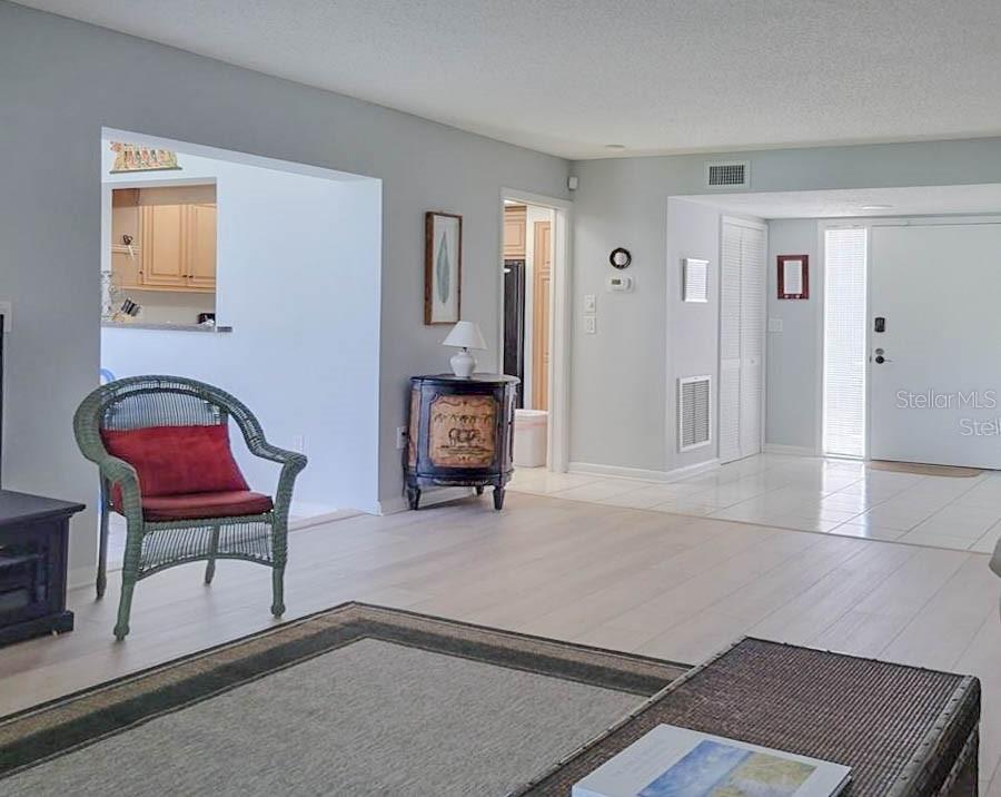 5018 Marsh Field Road, Unit 28 Sarasota, FL 34235 - Photo 8 of 43