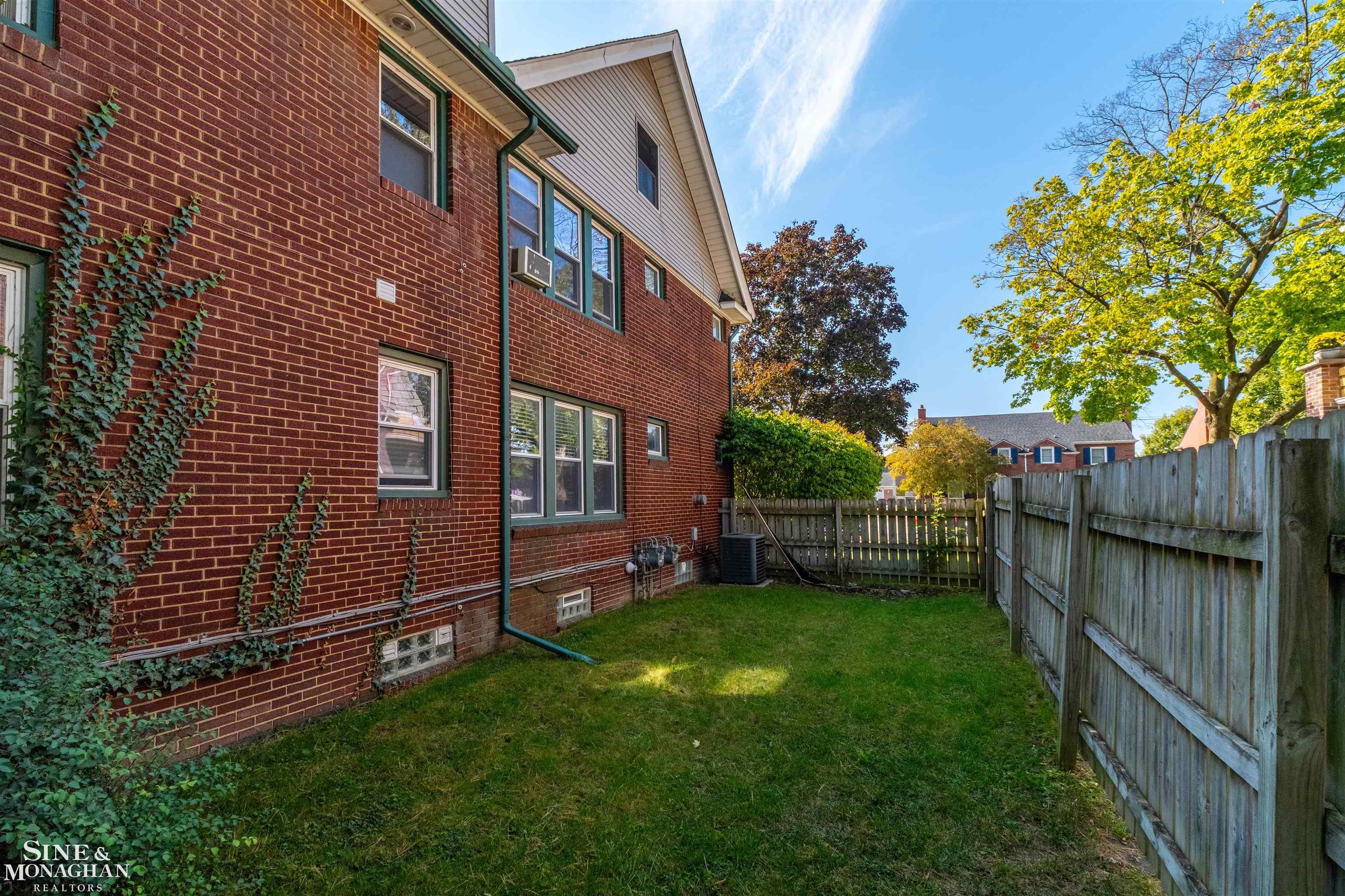 674 Neff Road Grosse Pointe, MI 48230 - Photo 36 of 38