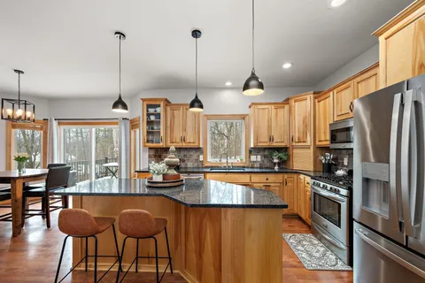 $749,900 | 13936 Woodridge Path, Savage, MN 55378